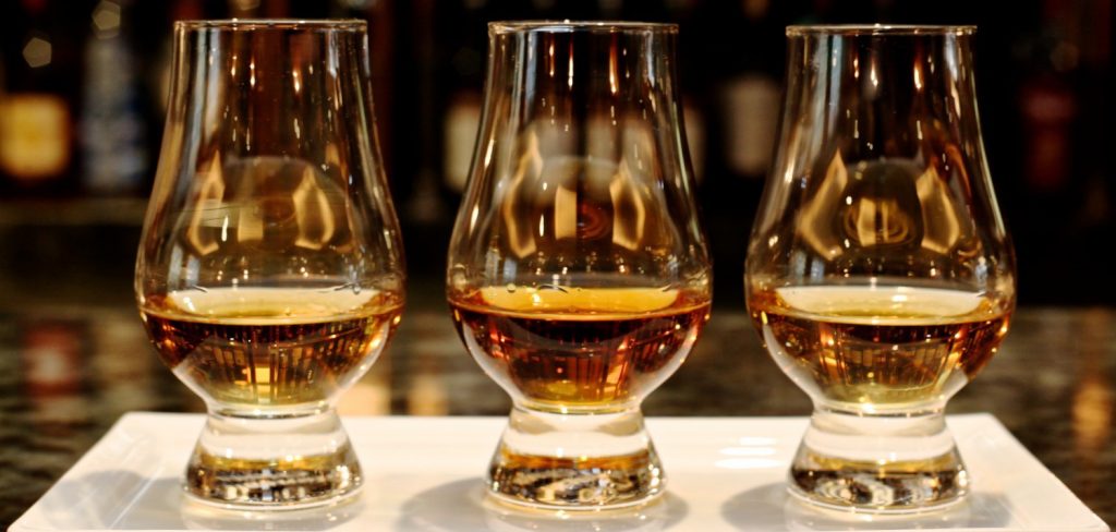 OI Mansion Museum Hosts Bourbon Tasting
